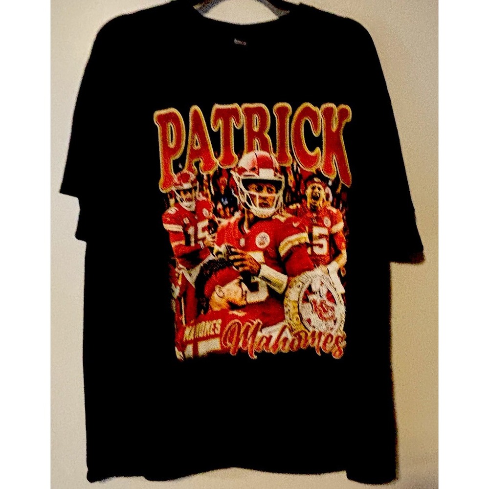 Patrick Mahomes Tshirt Tee Sz XL Kansas City Chiefs Super Bowl NFL Football